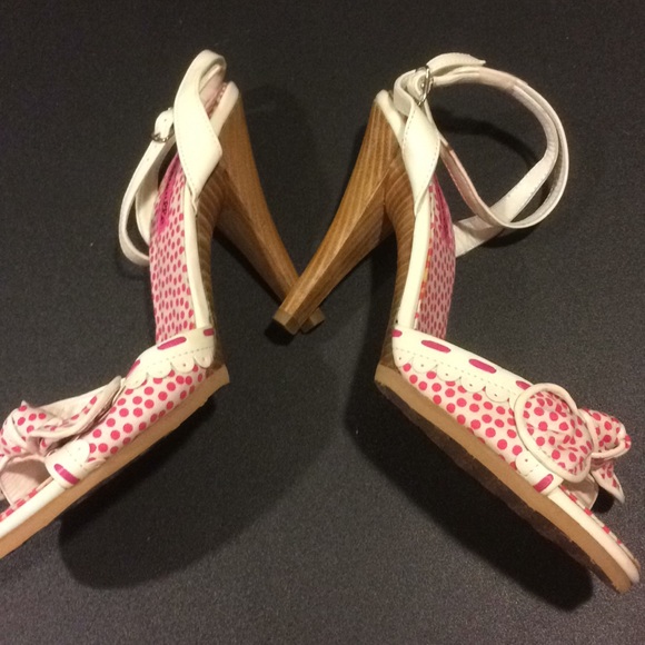 New Betsey Johnson Barbie Barbiecore Pink Polka Dot Bow Heels 7.5 - Picture 5 of 5